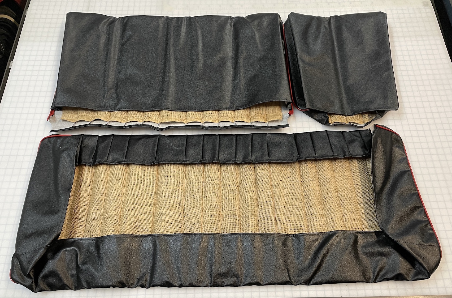 1953-55 Barndoor Deluxe Black With Red Piping Full Width Middle Seat Covers