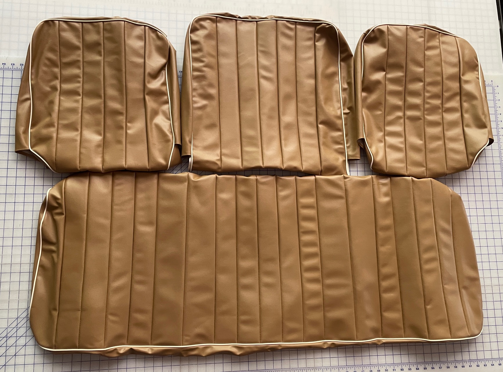 1959-61 Caramel Full Width Double Flipper Middle Seat Covers For Mango & Sea Gull Gray Bus